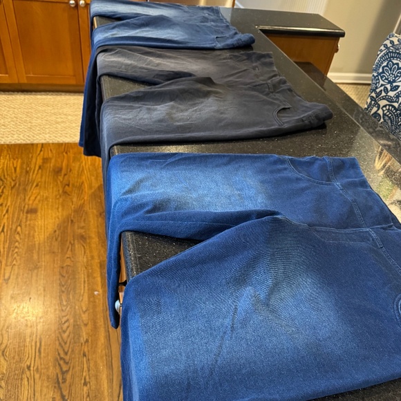 3 pairs of HUE denim color leggings - Picture 1 of 12